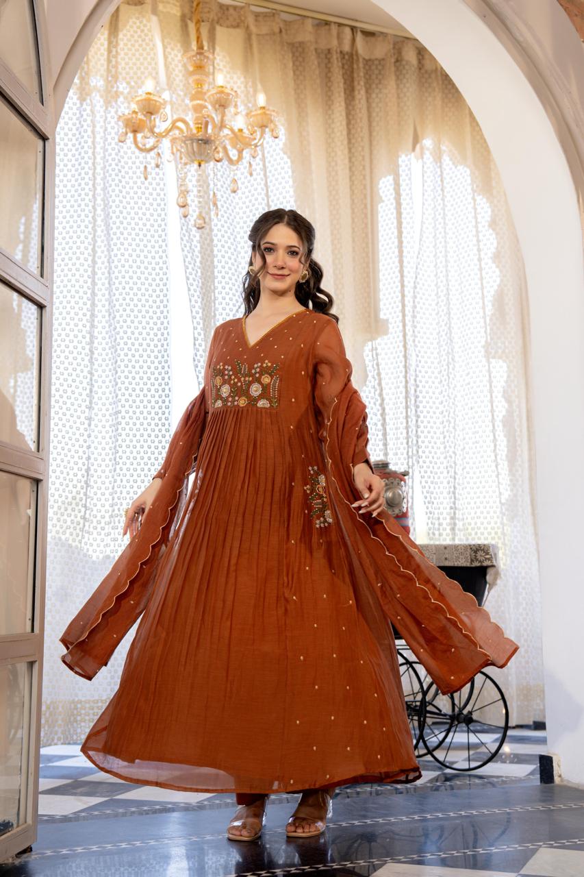 Super stunner ! OMG Super pretty embroidered Mul Chanderi in brown