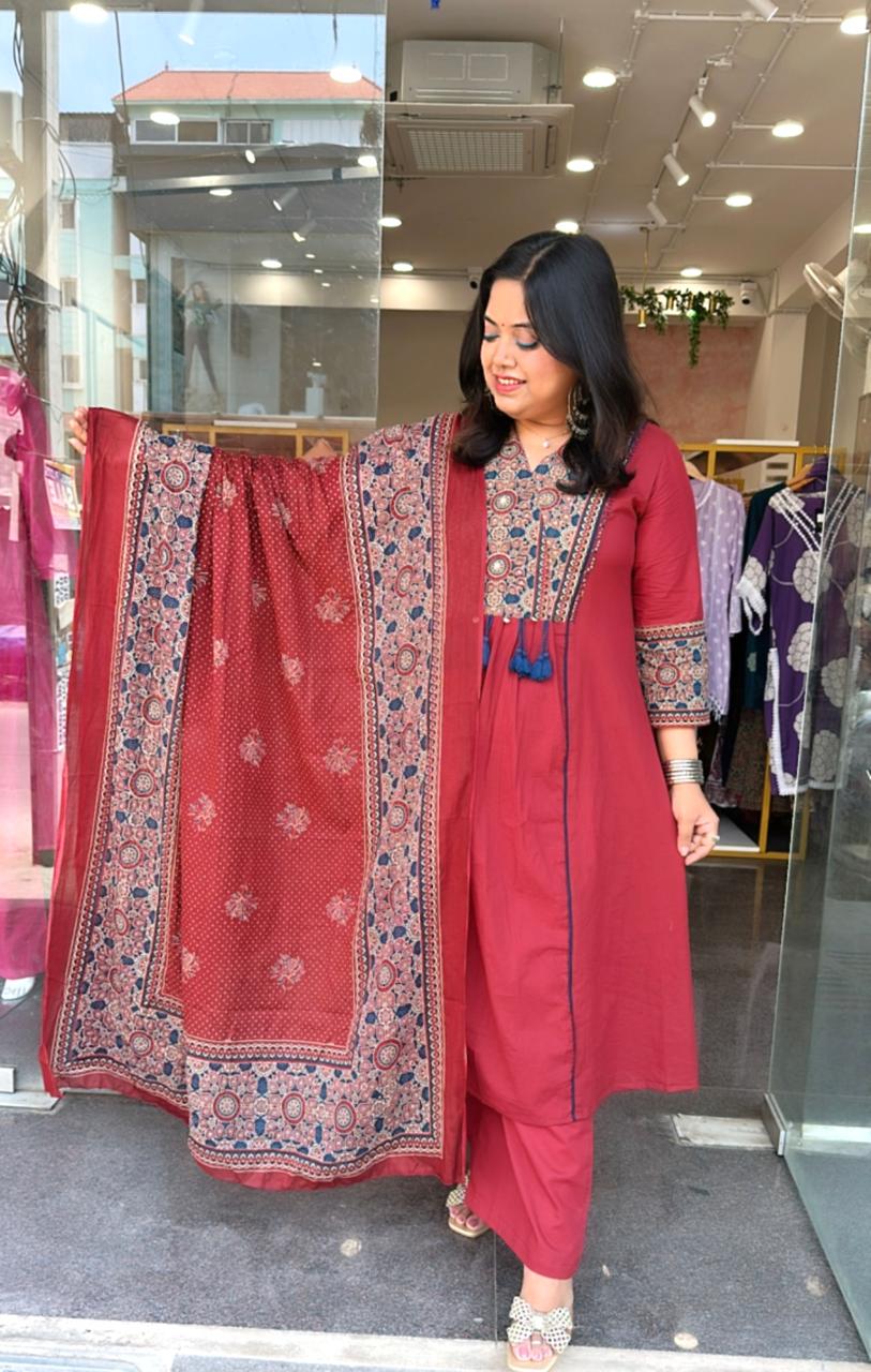 Wow pure cotton suit set in red
