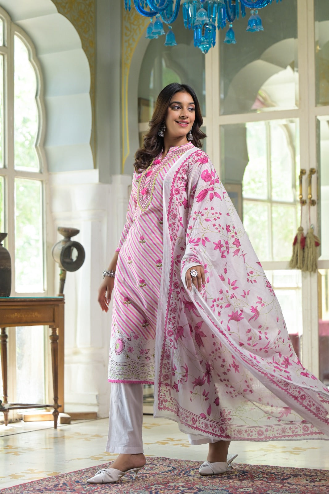 Smart cotton lehariya suit in pink