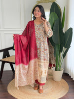 Pure cotton stylish bagru print with lace detailing suit set