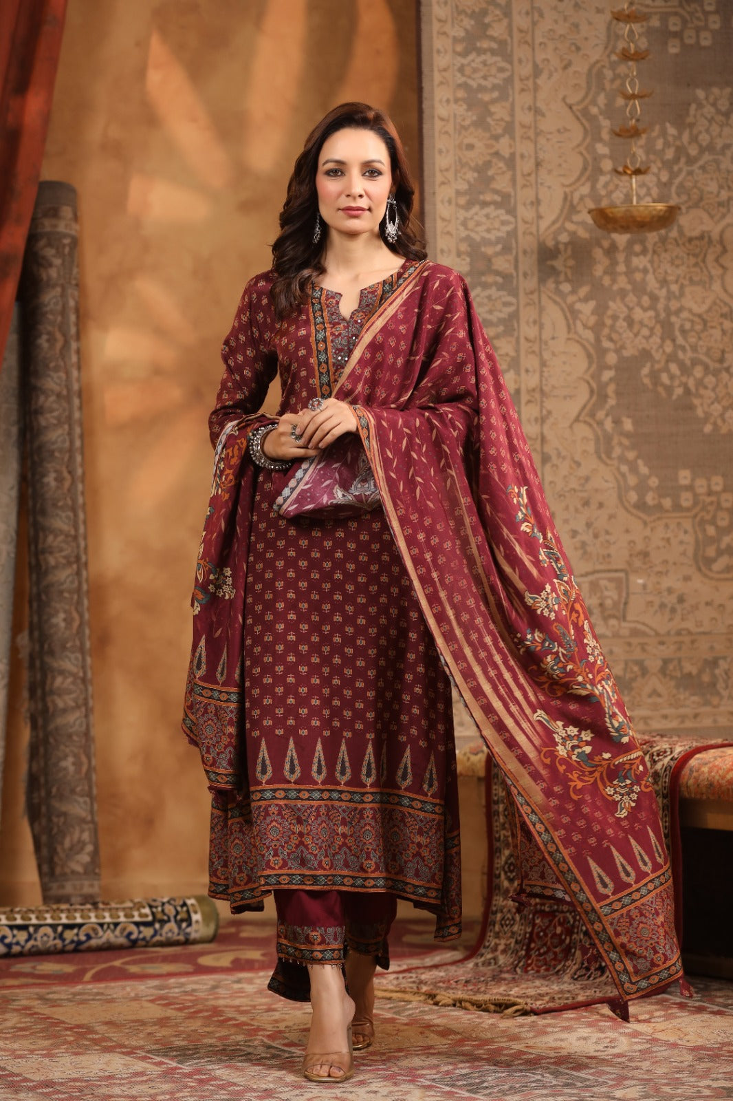 Smart designer pure Mul silk with lining full suit