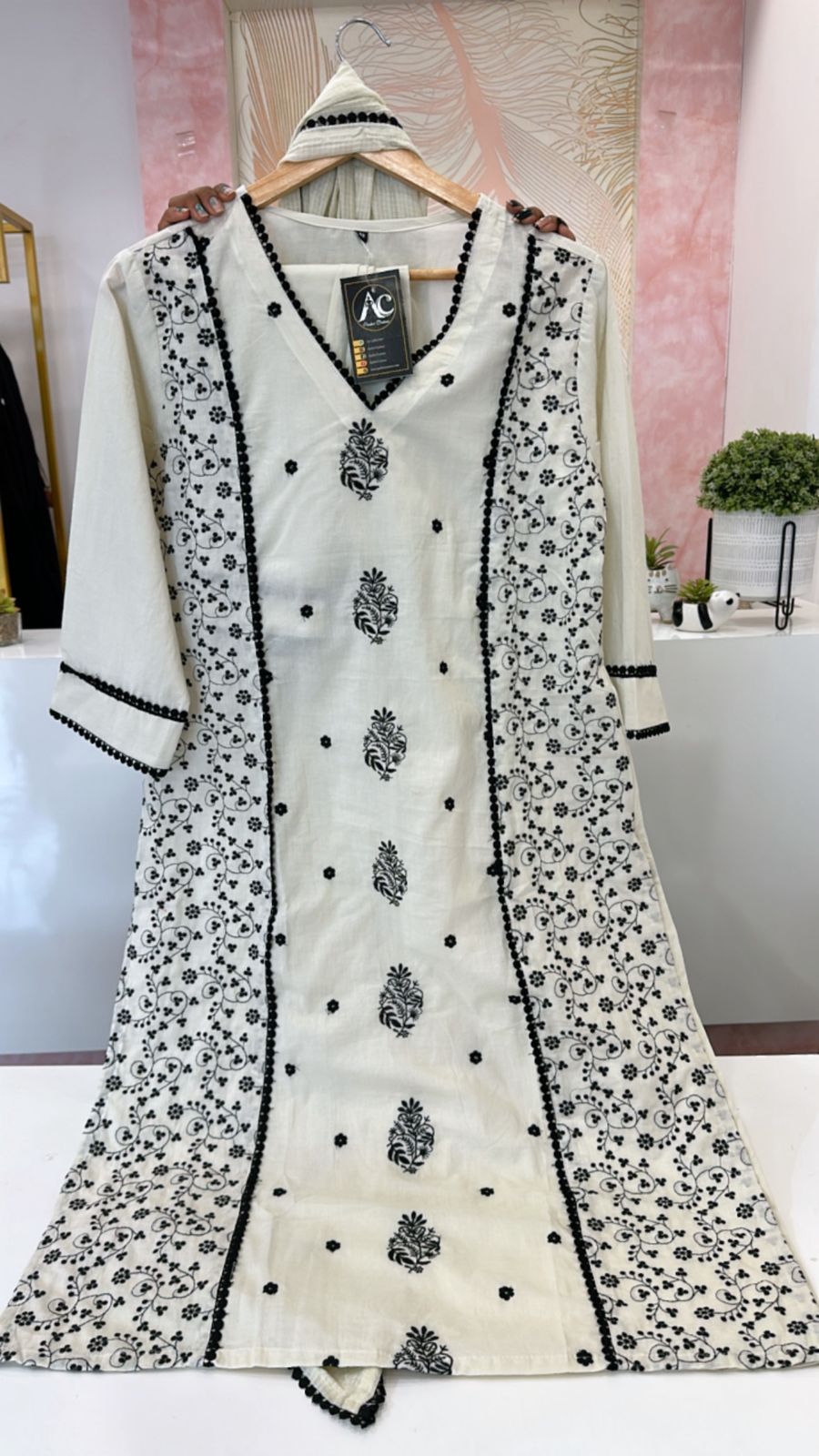 Fully embroidered cotton suit set in black n white