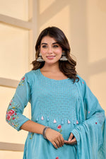 Wow Mul cotton rose embroidered lining suit set in blue