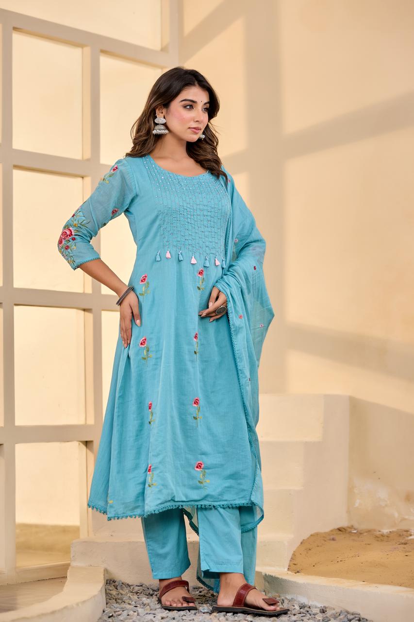 Wow Mul cotton rose embroidered lining suit set in blue