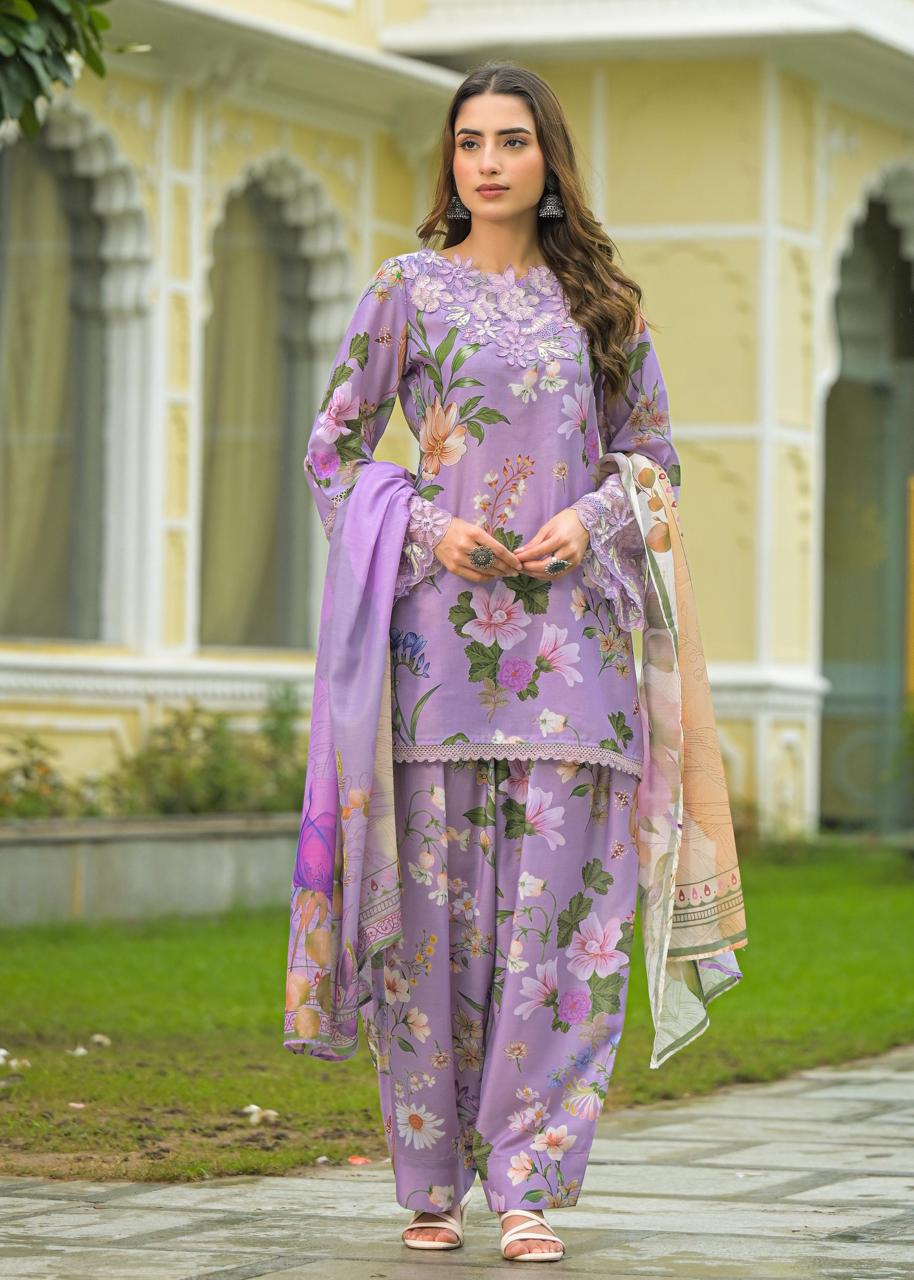 Linen cotton Pakistani style lace detailing farsi suit set in purple