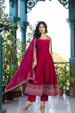 Smart designer noodle strap silk Anarkali