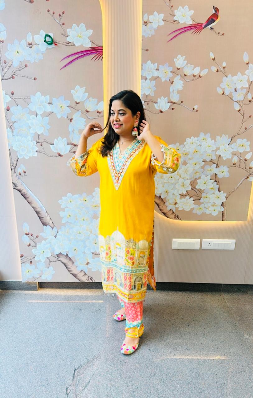 Premium silk gotta detailing Chogas (pose fit- can go a size down for correct fit )