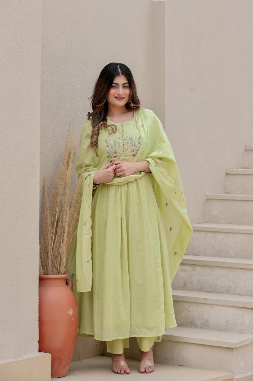 Designer pocket embroidered cotton suit in green