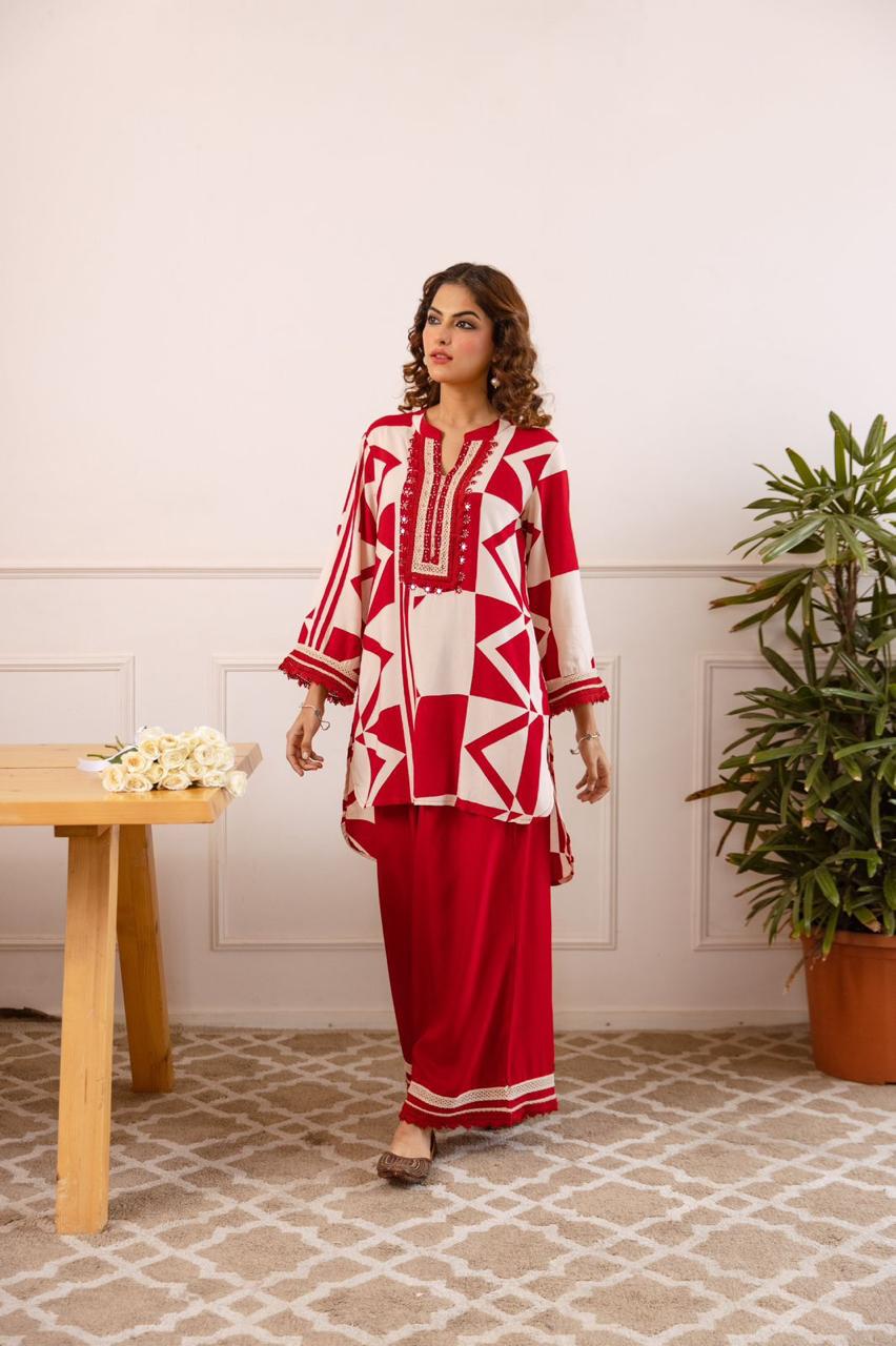 Heavy rayon lace detailing co ord in red