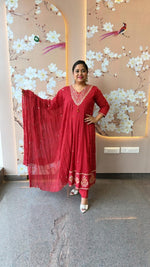 Wow Mul cotton lining Zari detailing suit set