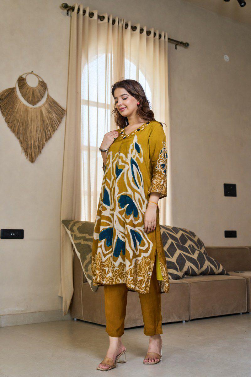 Designer V neck Mul silk front n back digital printed kurta pant