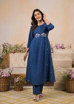 Blue embroidered kurta pant with pocket