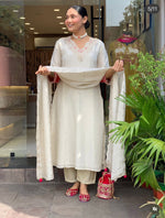 Premium tissue suit set in ivory