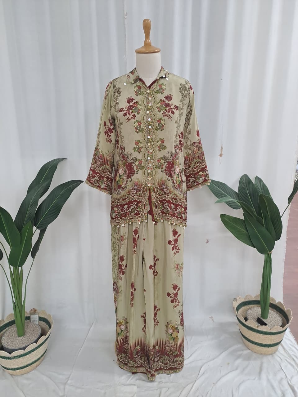 Pure crepe co ord comes with inner