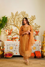 Santoori silk party wear suit set