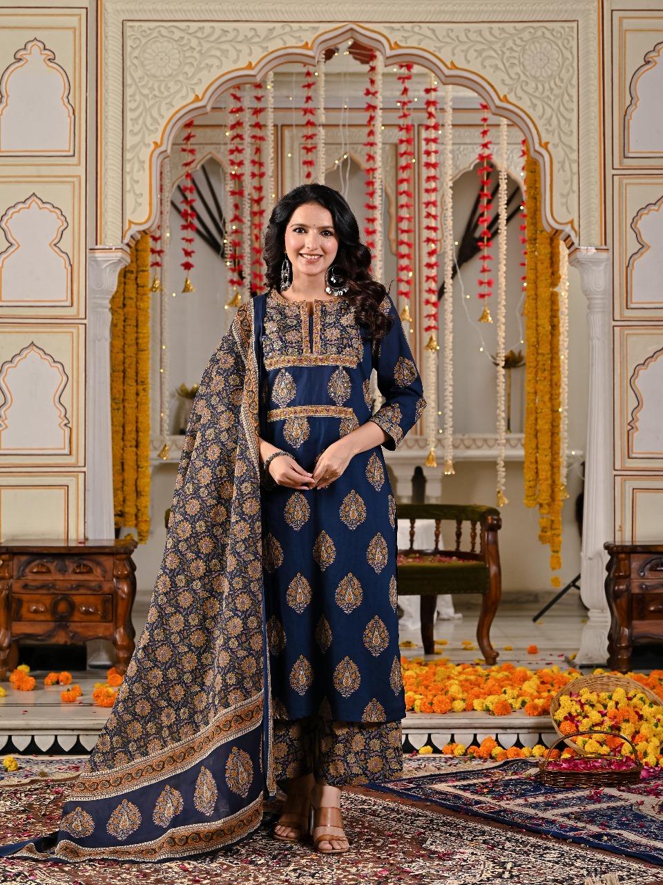 Cotton suit set in blue