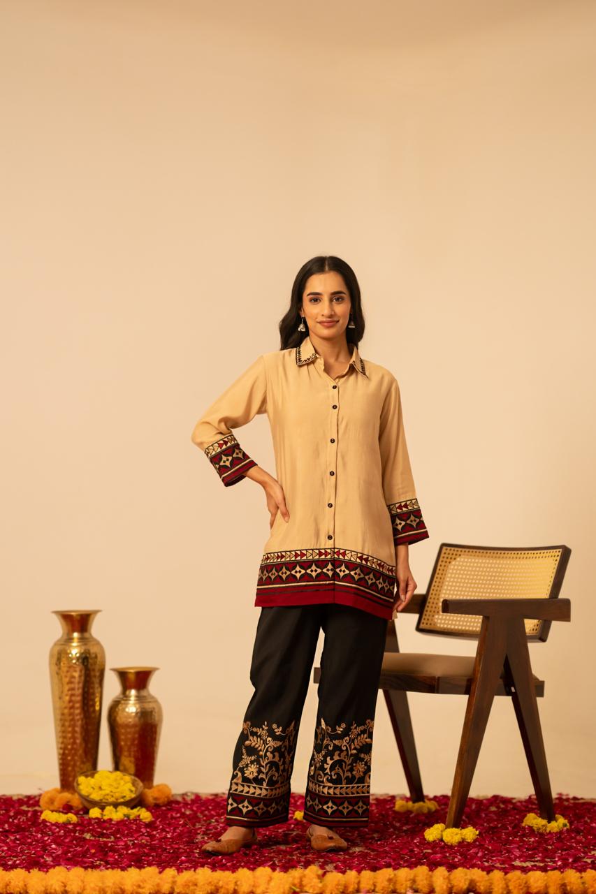 Pretty muslin embroidered black n maroon co ord