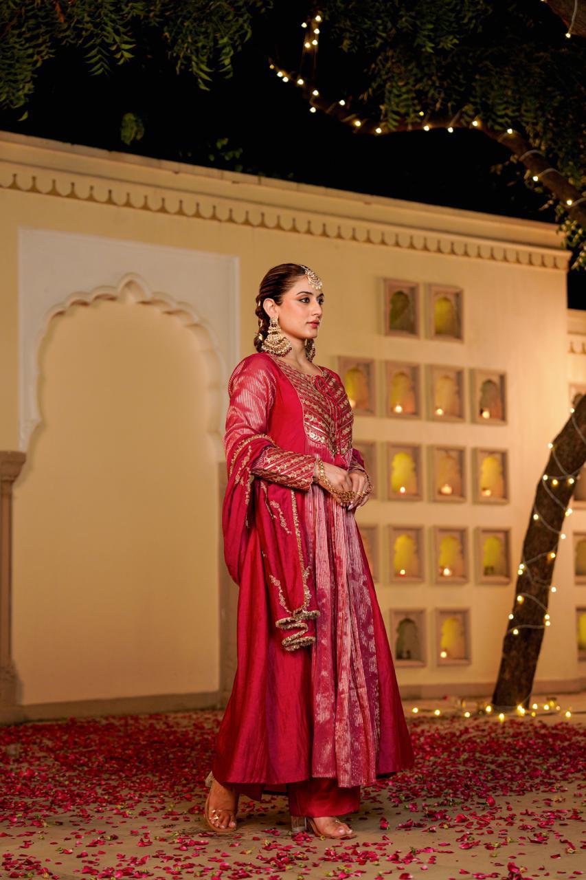 Royal ! Gorgeous mulchanderi suit set party wear pink