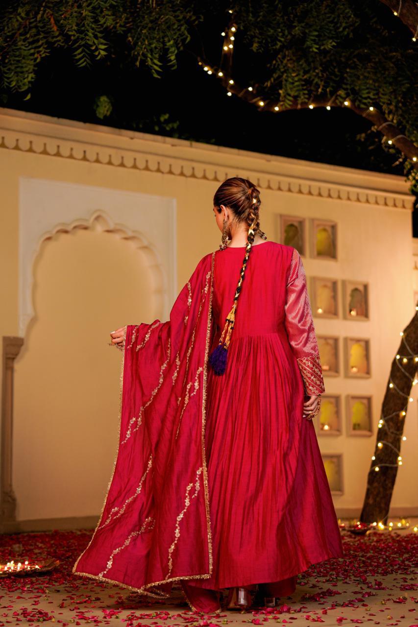 Royal ! Gorgeous mulchanderi suit set party wear pink