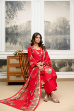 Real mirror lace detailing floral cotton suit set in red