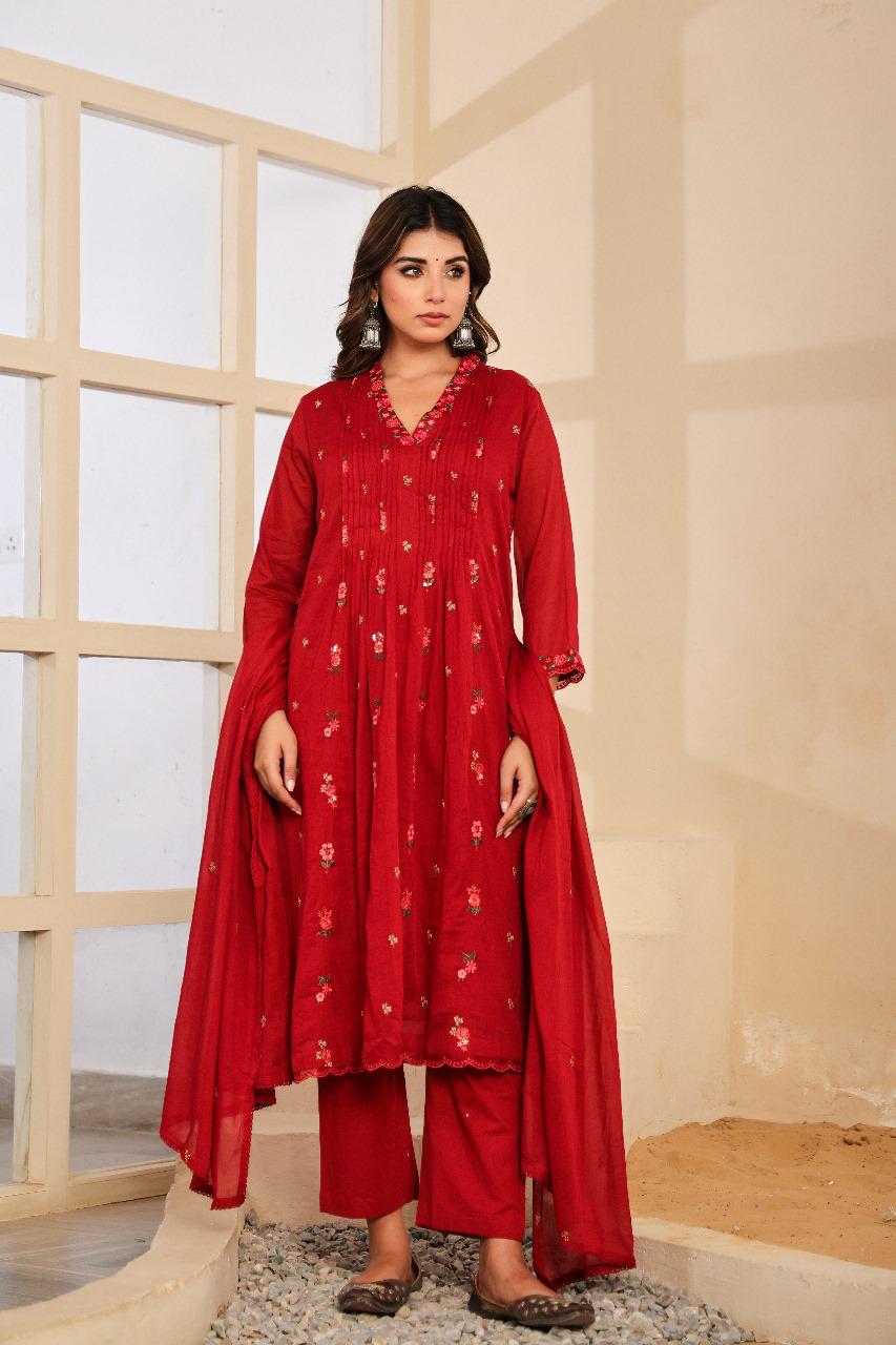 Restocked the best selling! Wow mul cotton embroidered cotton suit set in red