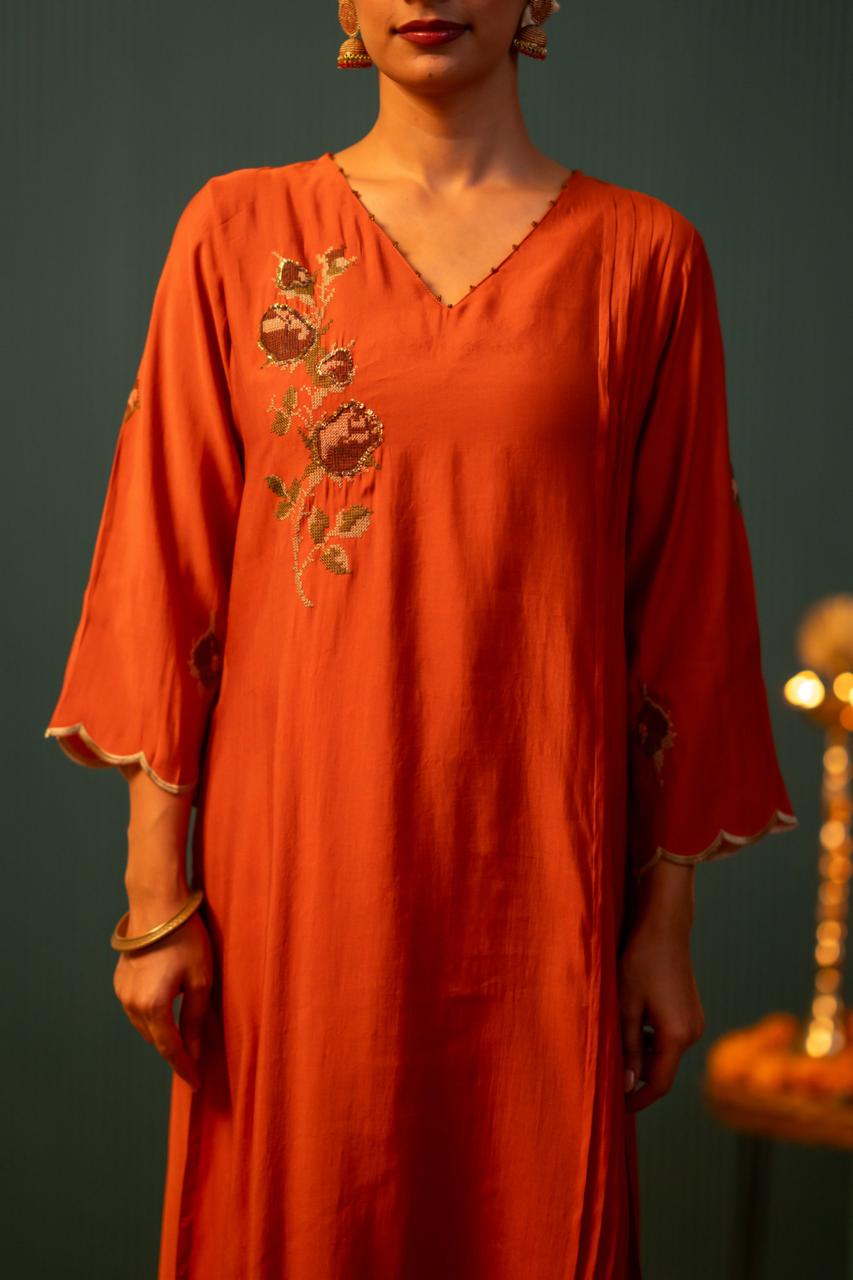 V neck embroidered bemberg muslin suit set