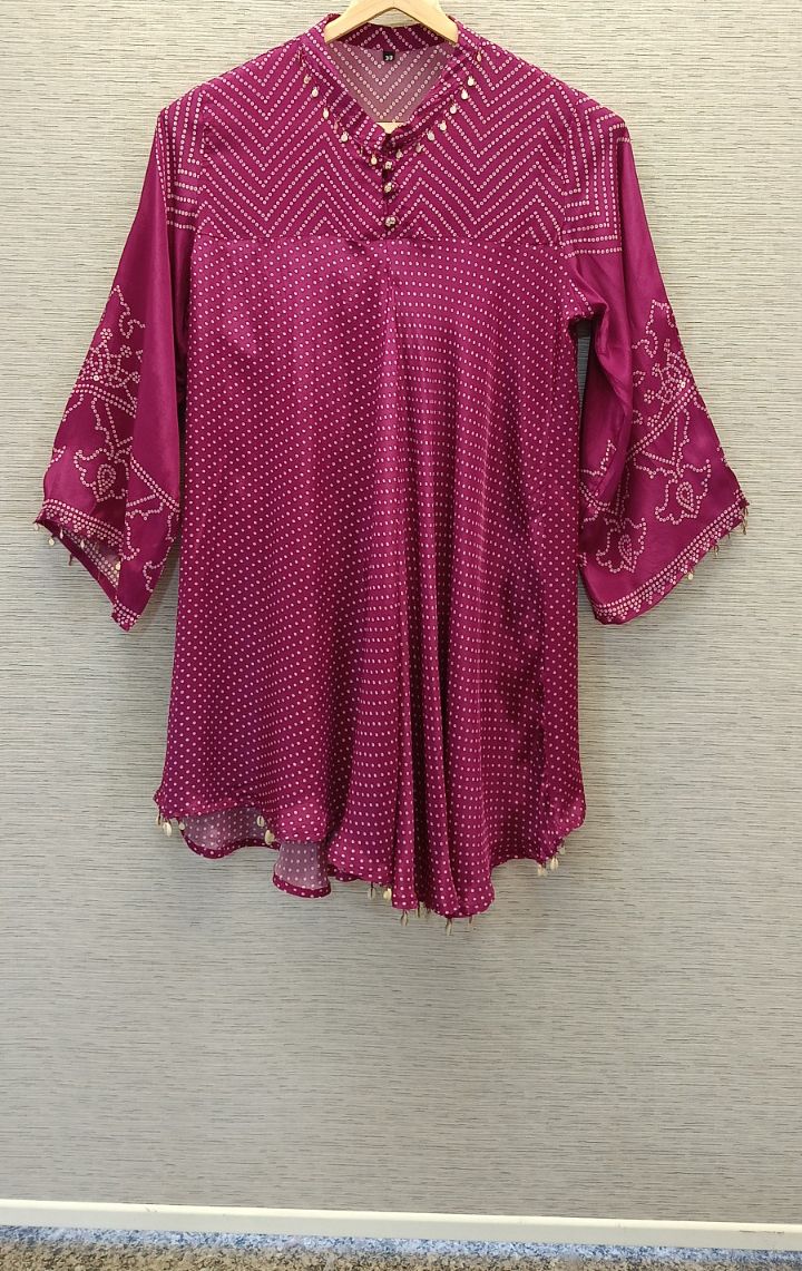 Pure crepe bandhani pink top