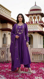 Pure mul cotton Zari detailing suit set in purple