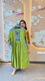 Gorgeous green designer pocket suit set