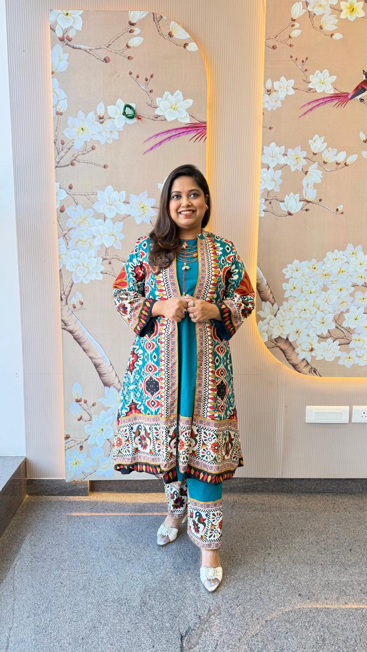 Premium Patola jacket paired with sleeveless kurta and pant