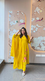 Pretty Mul cotton lining applique work full suit in yellow