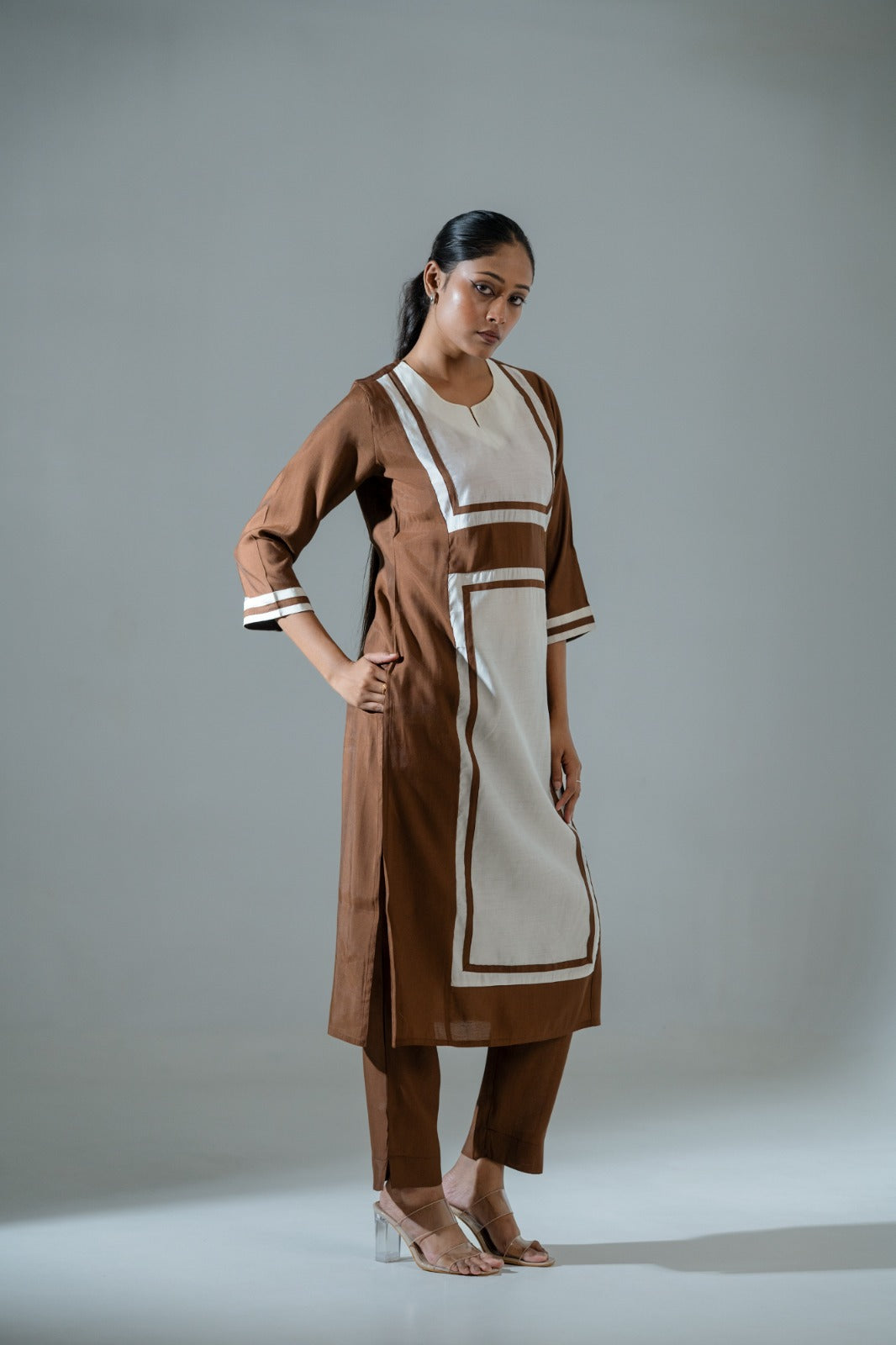 Pretty Mulchanderi lining kurta pant