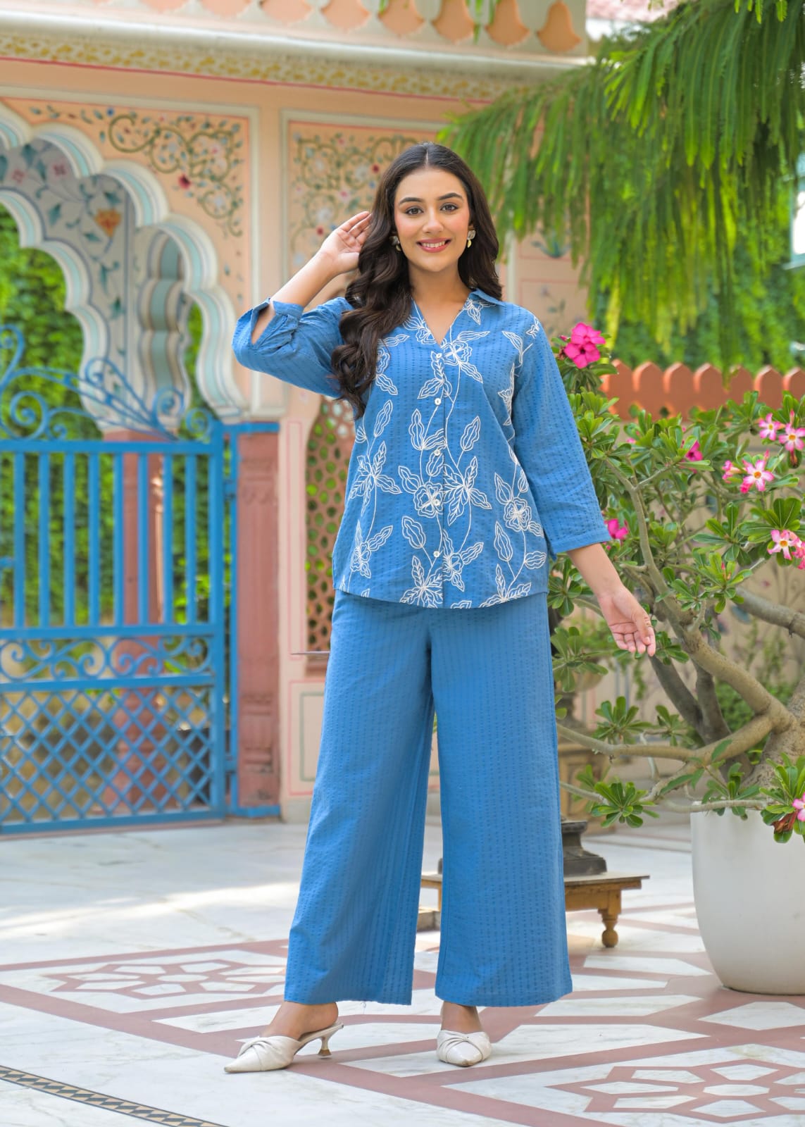 Wow embroidered cotton co ord