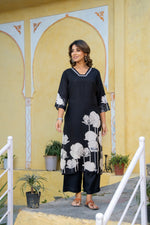 Smart Mul silk comfort fit kurta pant in black n ivory
