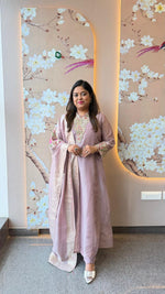 Premium designer back tissue set paired with Banarasi dupatta