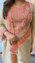 Premium tissue with pretty handwork full suit set