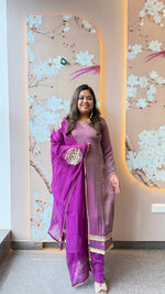 Premium tissue suit set with organza dupatta and gotta detailing