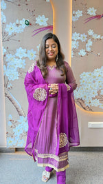 Premium tissue suit set with organza dupatta and gotta detailing