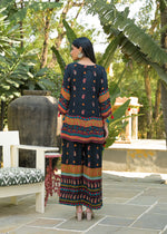 Premium crepe kaftan co ord set in black