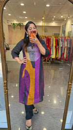 Mul cotton lining digital printed kurta pant in purple.Pockets in kurta