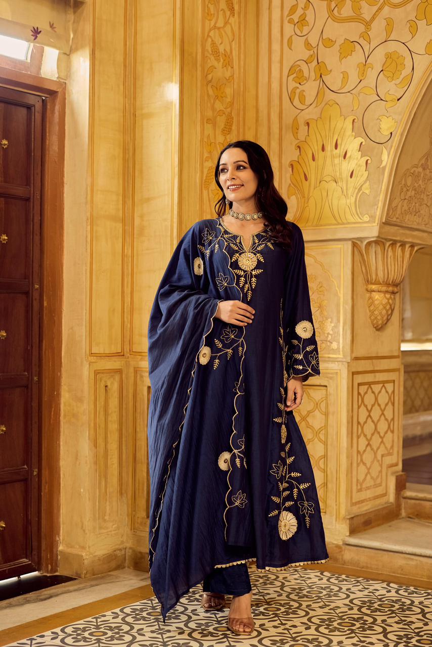 Wow Mul Chanderi gold embroidered suit set in blue