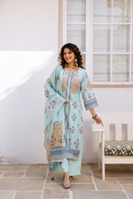 Super pretty plaza pants suit set in blue
