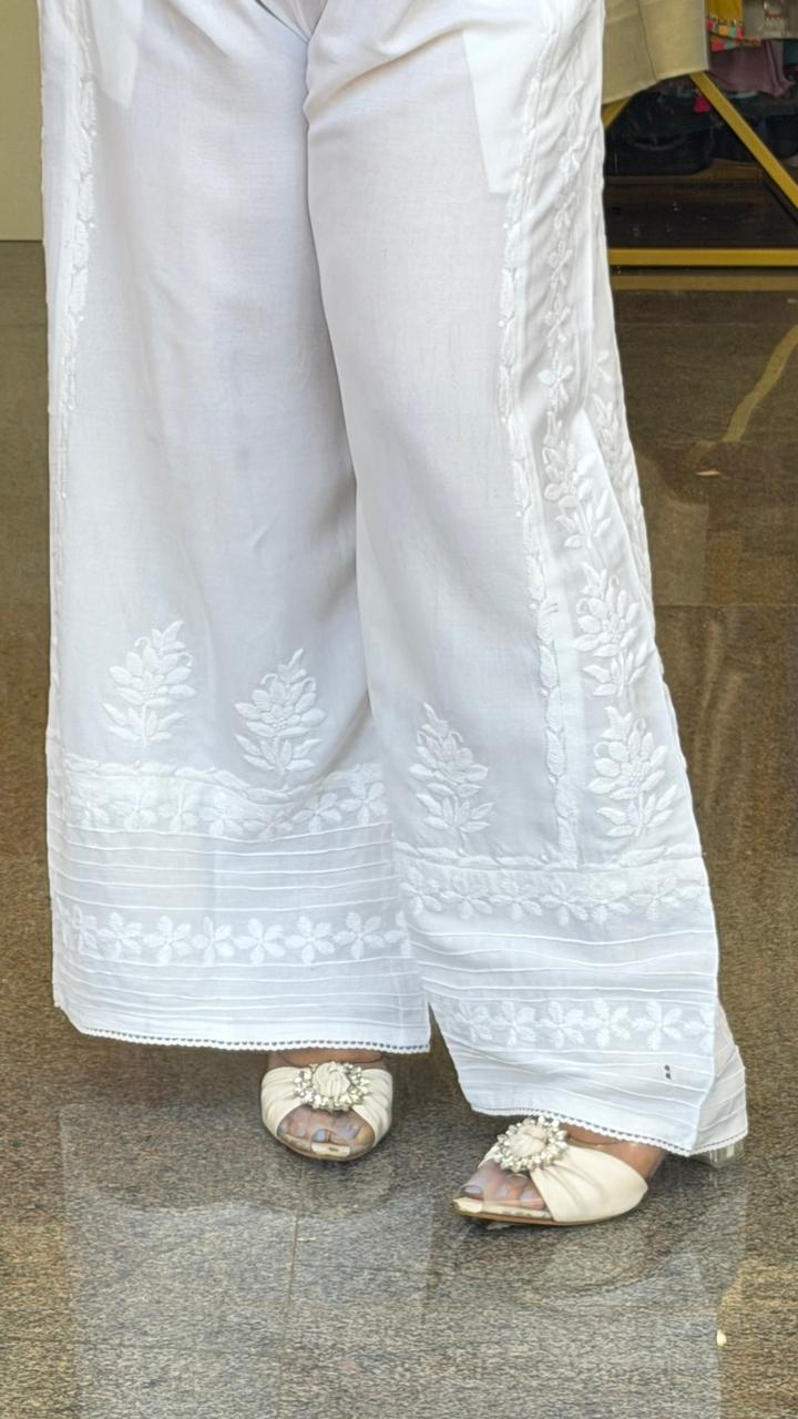 Stylish free size chikankari plazzo pants with pocket
