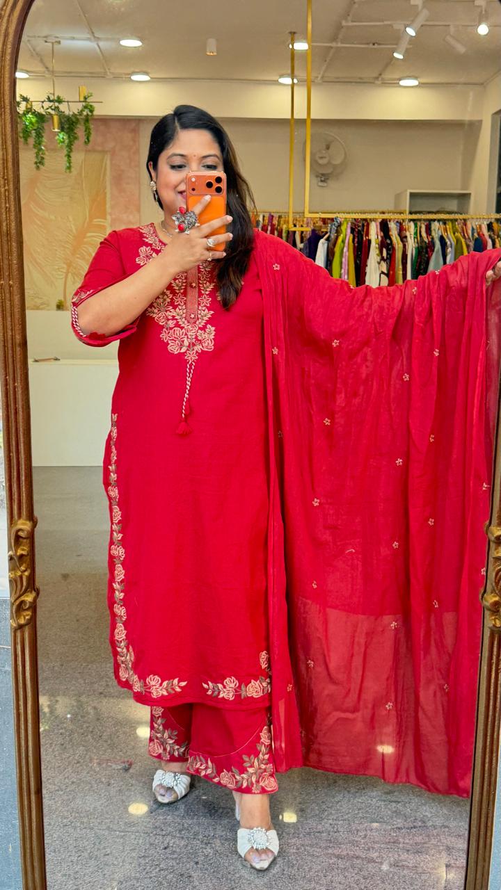 Restocked Designer pant sleeves cotton suit set in red