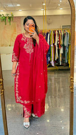 Restocked Designer pant sleeves cotton suit set in red