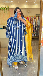Russian silk gorgeous suit set with neck piece in blue