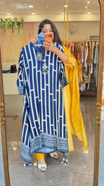 Russian silk gorgeous suit set with neck piece in blue