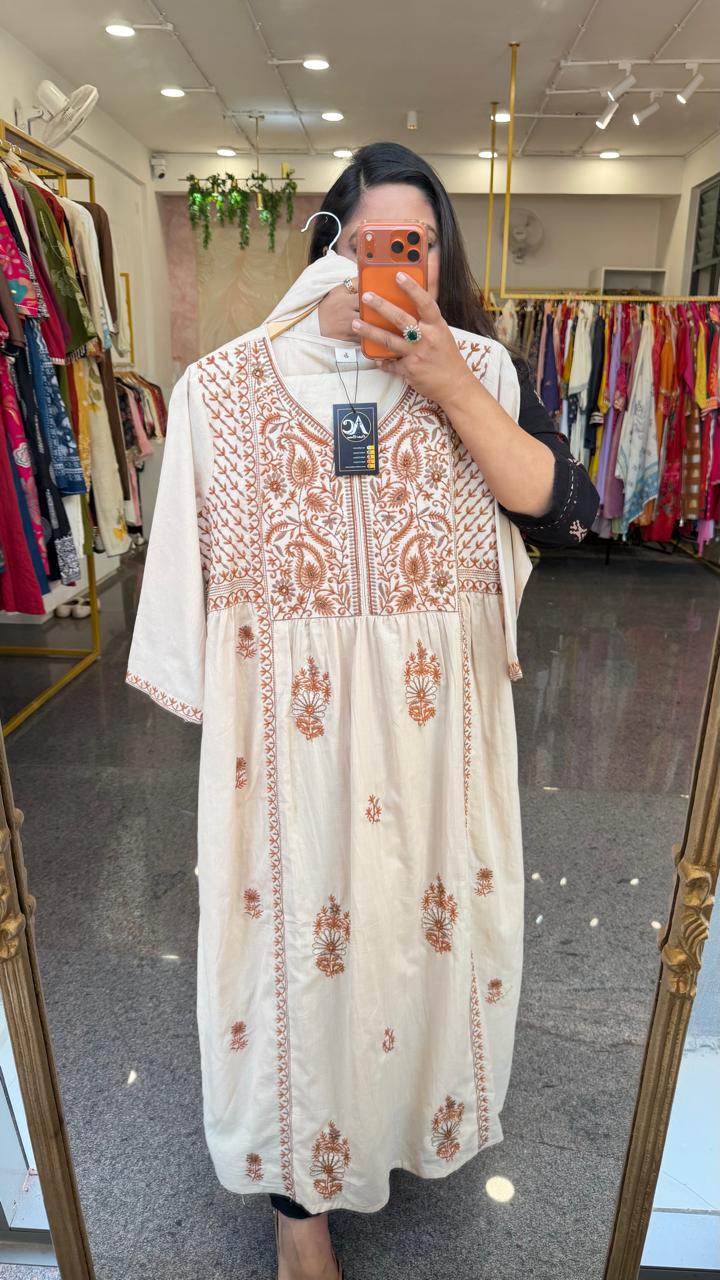 Beautiful paisley embroidered Mul cotton lining suit set in almond colour