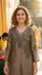 Super pretty premium glass tissue hand work co ord in grey