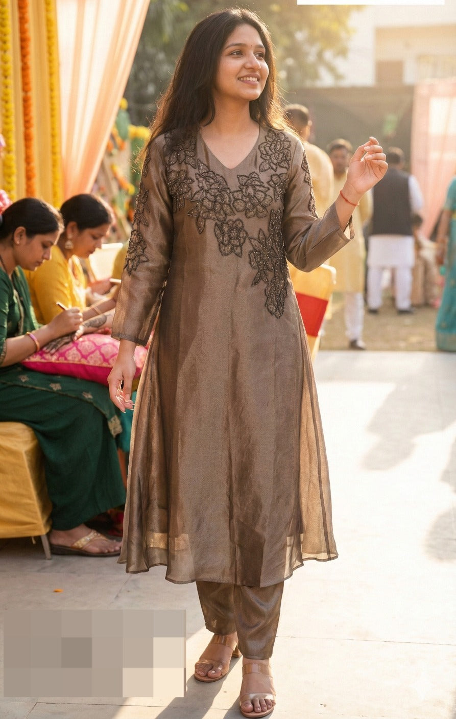 Super pretty premium glass tissue hand work co ord in grey